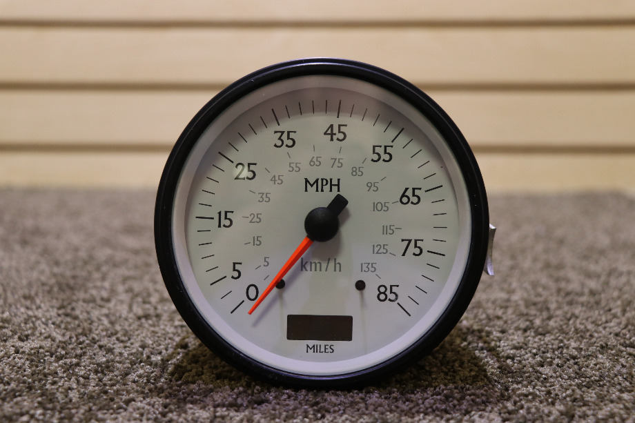 USED SPEEDOMETER RV DASH GAUGE 945548 FOR SALE RV Components 