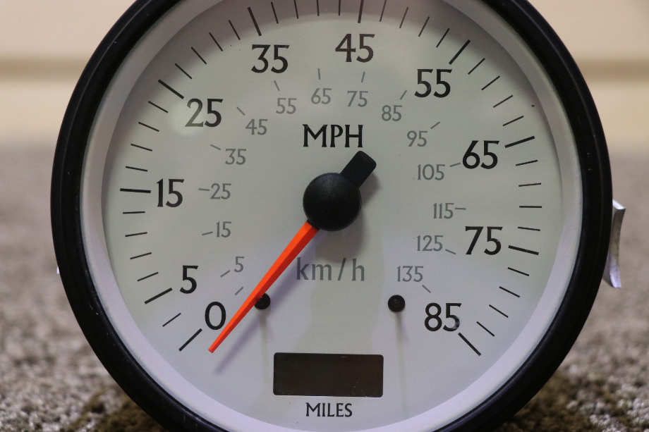 USED SPEEDOMETER RV DASH GAUGE 945548 FOR SALE RV Components 