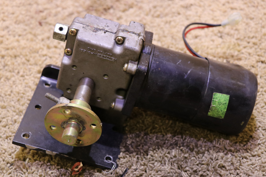 USED RV LIPPERT COMPONENTS M-9600 SLIDE OUT MOTOR FOR SALE RV Components 