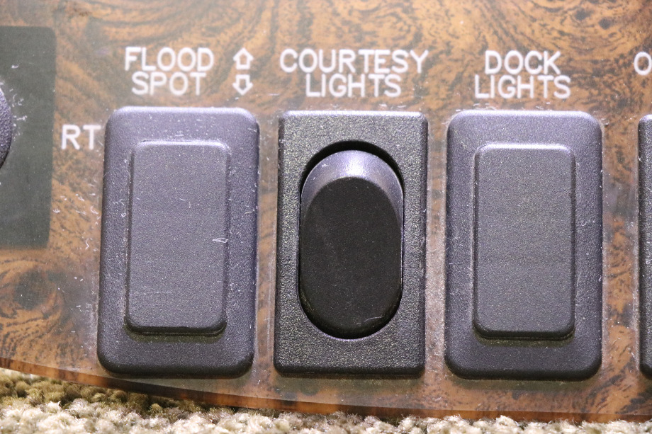 USED RV/MOTORHOME EIGHT DASH SWITCH PANE FOR SALE RV Components 