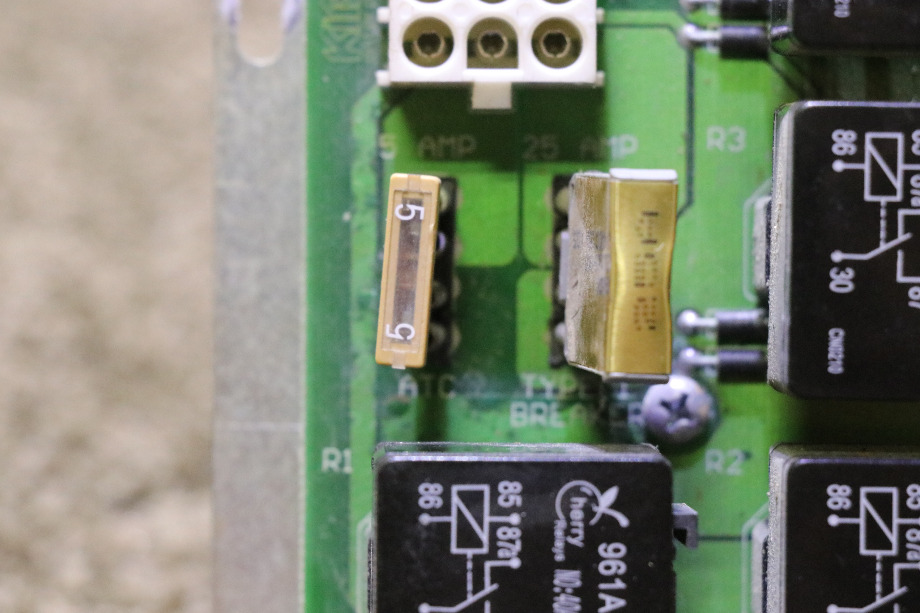 USED RV/MOTORHOME KIB TRIPLE SLIDE OUT CONTROL BOARD 16615988 FOR SALE RV Components 