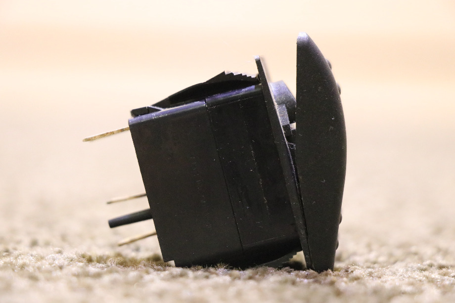 USED ENG PREHEAT DASH SWITCH RV/MOTORHOME PARTS FOR SALE RV Components 