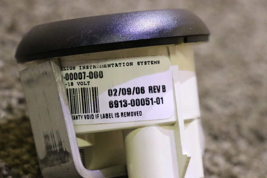 USED FREIGHTLINER W22-0007-000 VOLT DASH GAUGE RV PARTS FOR SALE RV Components 