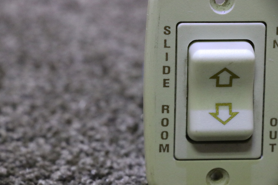 USED SLIDE ROOM IN/OUT SWITCH PANEL RV/MOTORHOME PARTS FOR SALE RV Components 