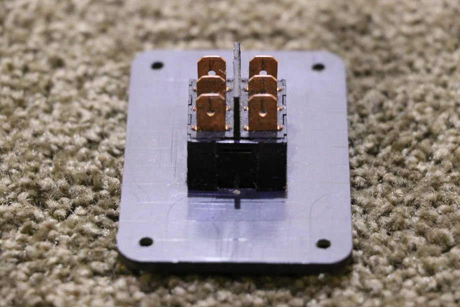 USED RV/MOTORHOME MONACO ROOM SLIDE IN/OUT SWITCH PANEL FOR SALE RV Components 