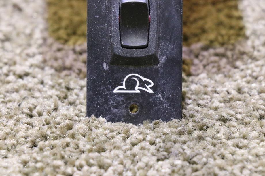 USED RV RA901 BEAVER UNDERCAB SWITCH PANEL FOR SALE RV Components 