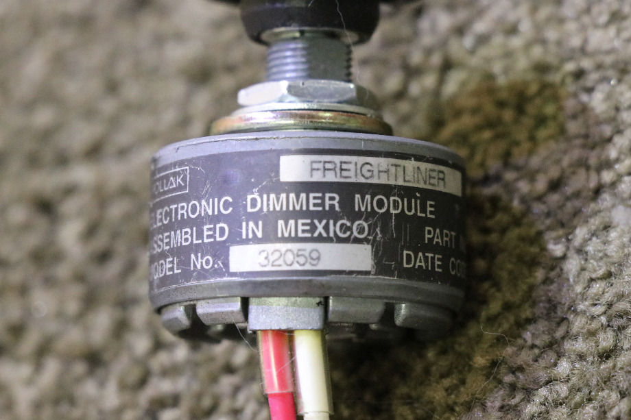 USED RV A06-21184 FREIGHTLINER ELECTRONIC DIMMER MODULE FOR SALE RV Components 