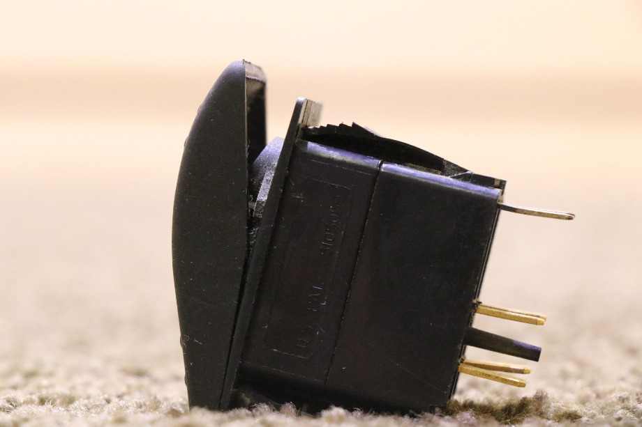 USED RV/MOTORHOME VA11 BRAKE HI/LO DASH SWITCH FOR SALE RV Components 