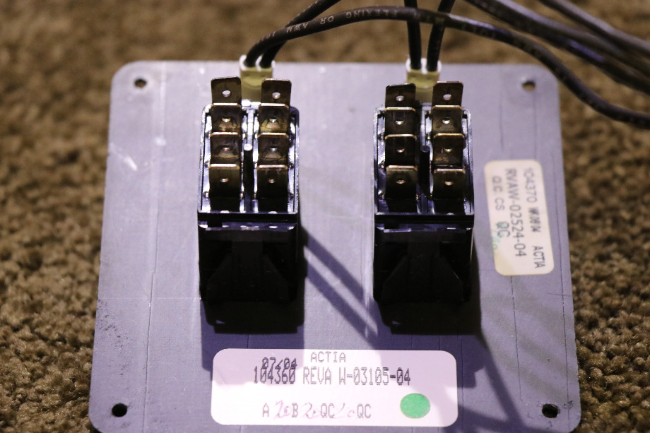 USED RV/MOTORHOME DRVR SLIDE AND PASS SLIDE SWITCH PANEL FOR SALE RV Components 