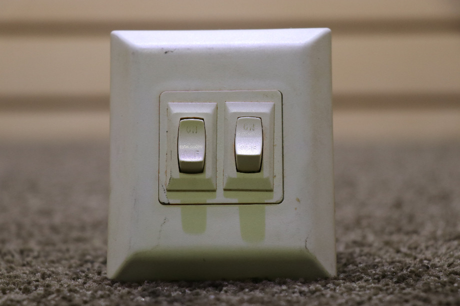 USED DOUBLE ON / OFF ROCKER SWITCH PANEL RV PARTS FOR SALE RV Components 