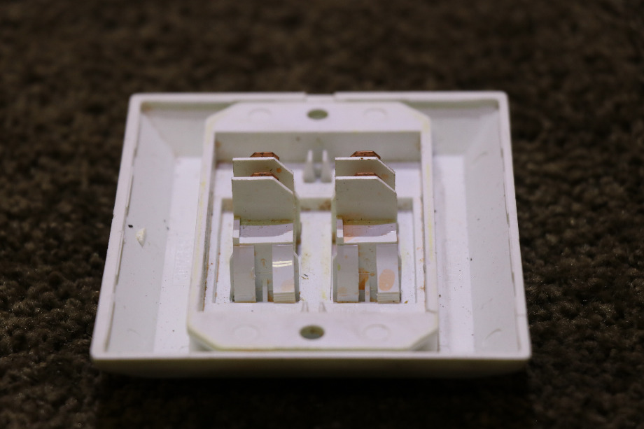 USED DOUBLE ON / OFF ROCKER SWITCH PANEL RV PARTS FOR SALE RV Components 