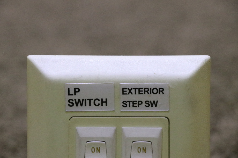 USED RV DOUBLE ON / OFF ROCKER SWITCH PANEL FOR SALE RV Components 
