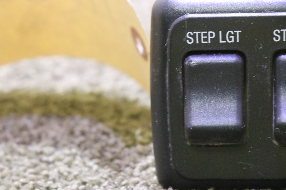 USED AMERICAN TECHNOLOGY STEP LGT / STEP PWR SWITCH PANEL RV/MOTORHOME PARTS FOR SALE RV Components 