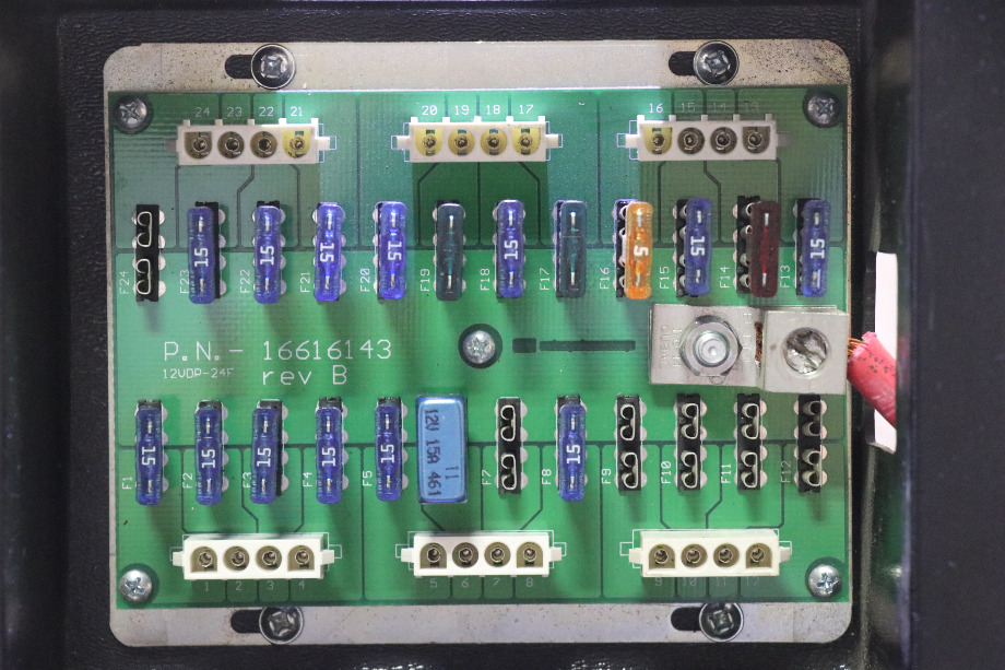 USED RV/MOTORHOME KIB FUSE PANEL 16616143 FOR SALE RV Components 