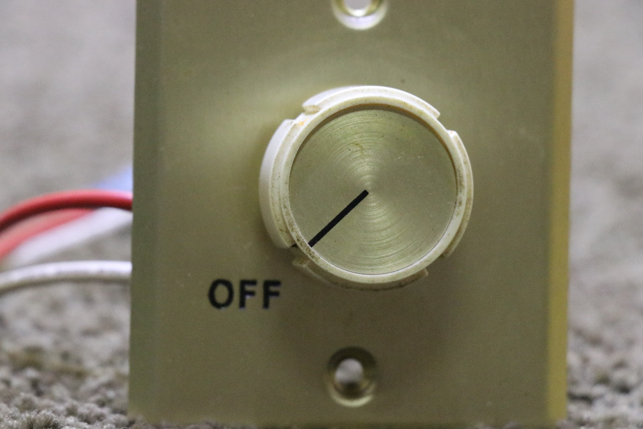 USED RV TWIST KNOB 7.5 AMP SWITCH PANEL FOR SALE RV Components 