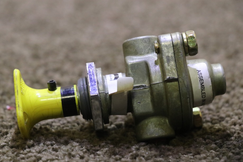 USED BENDIX 284726 PARKING BRAKE DASH SWITCH MOTORHOME PARTS FOR SALE RV Components 
