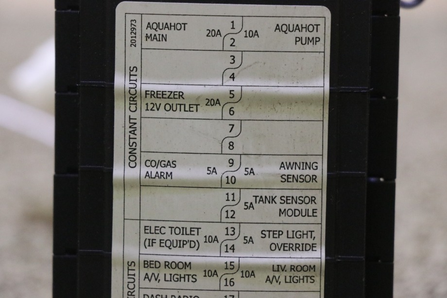 USED RV/MOTORHOME BUSSMANN FUSE PANEL 2013128-A FOR SALE RV Components 