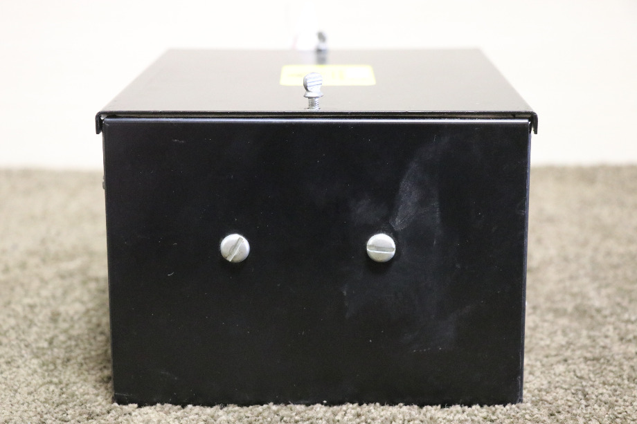 USED RV/MOTORHOME POWER GEAR BATTERY CONTROL CENTER 700000 FOR SALE RV Components 