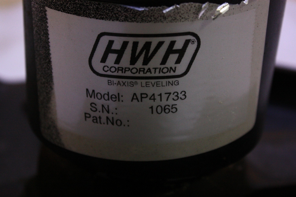 USED HWH LEVELING JACK AP41733 FOR SALE  **OUT OF STOCK** RV Components 