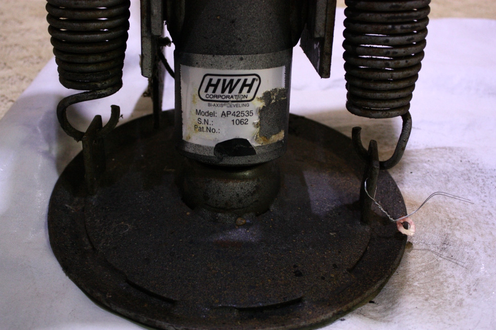 USED HWH LEVELING JACK AP42535 FOR SALE RV Components 