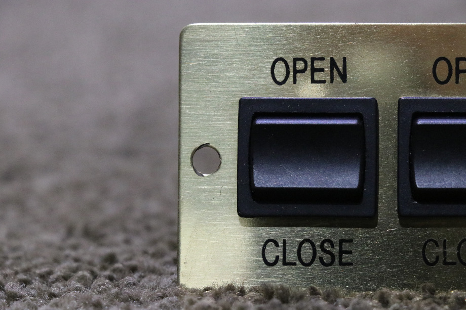 USED MOTORHOME OPEN / CLOSE A9360 DOUBLE SWITCH PANEL FOR SALE RV Components 