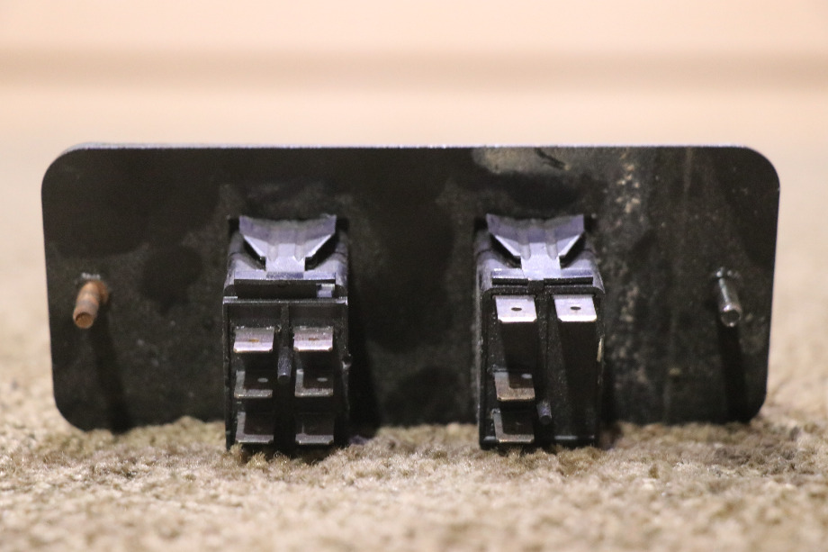 USED FOG LAMPS / OVERDRIVE DOUBLE SWITCH PANEL RV/MOTORHOME PARTS FOR SALE RV Components 