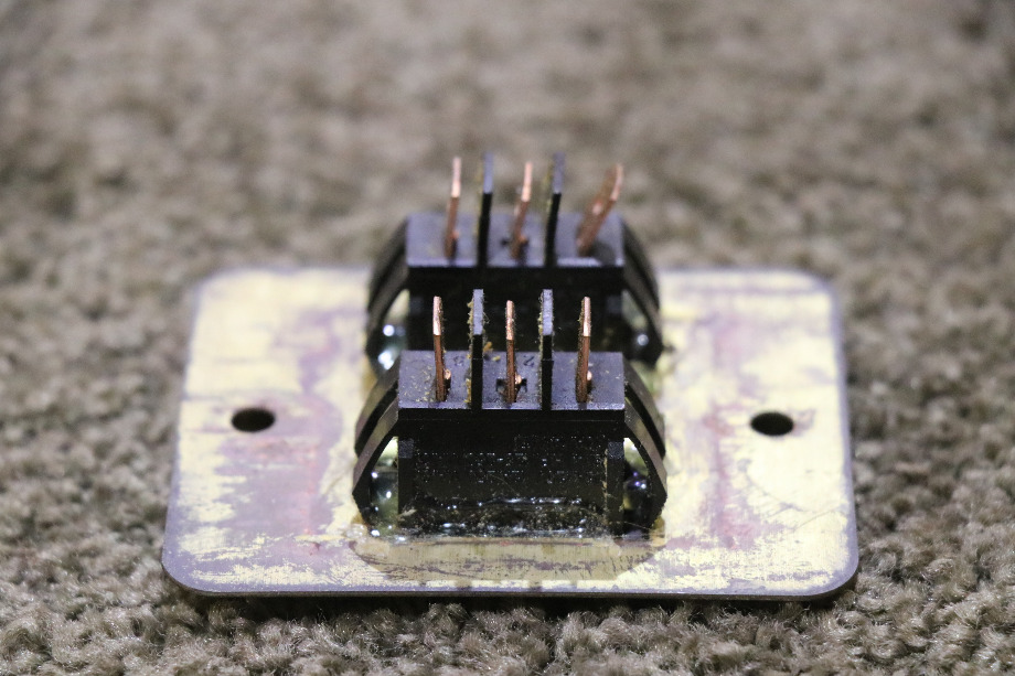 USED BRASS KITCHEN & DINETTE DOUBLE SWITCH PANEL RV/MOTORHOME PARTS FOR SALE RV Components 
