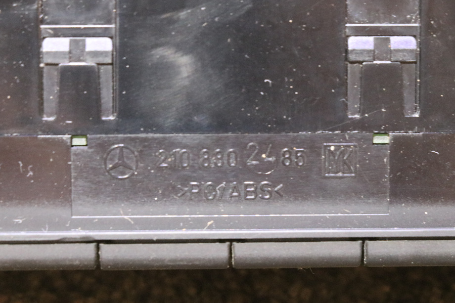 USED RV/MOTORHOME MERCEDES HVAC CONTROL MODULE 210 830 FOR SALE RV Components 