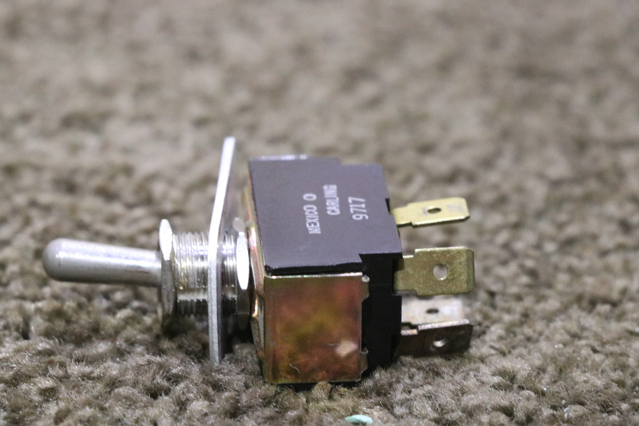 USED EXTARDER ON / OFF FLIP SWITCH RV PARTS FOR SALE RV Components 