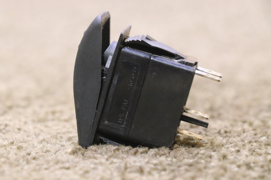 USED RV/MOTORHOME BLOCK HEAT DASH SWITCH V1D1 FOR SALE RV Components 