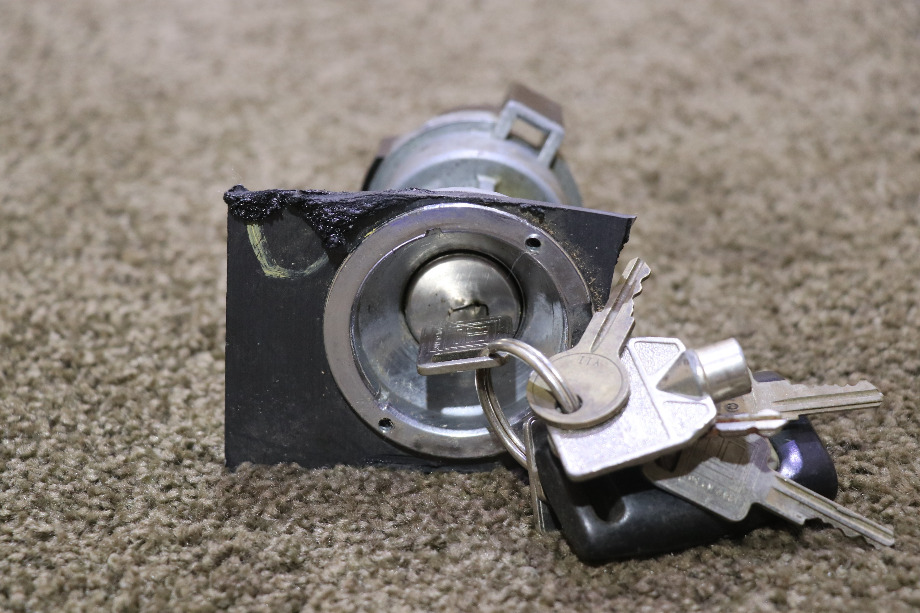USED IGNITION SWITCH WITH KEYS MOTORHOME PARTS FOR SALE RV Components 
