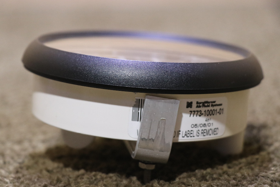 USED MOTORHOME FREIGHTLINER 4 IN 1 7773-10001-01 DASH GAUGE FOR SALE RV Components 
