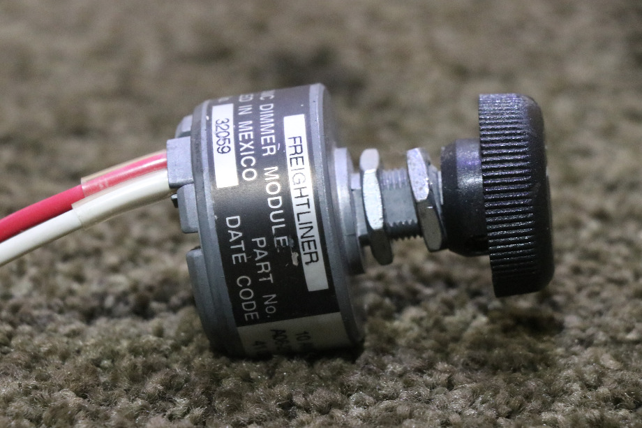 USED FREIGHTLINER A06-21184 ELECTRONIC DIMMER MODULE MOTORHOME PARTS FOR SALE RV Components 