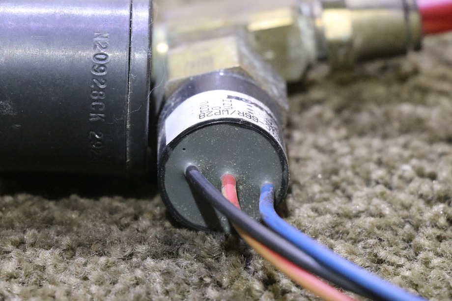 USED RV/MOTORHOME WABCO EMERGENCY PARKING BRAKE SWITCH 9366490120 FOR SALE RV Components 