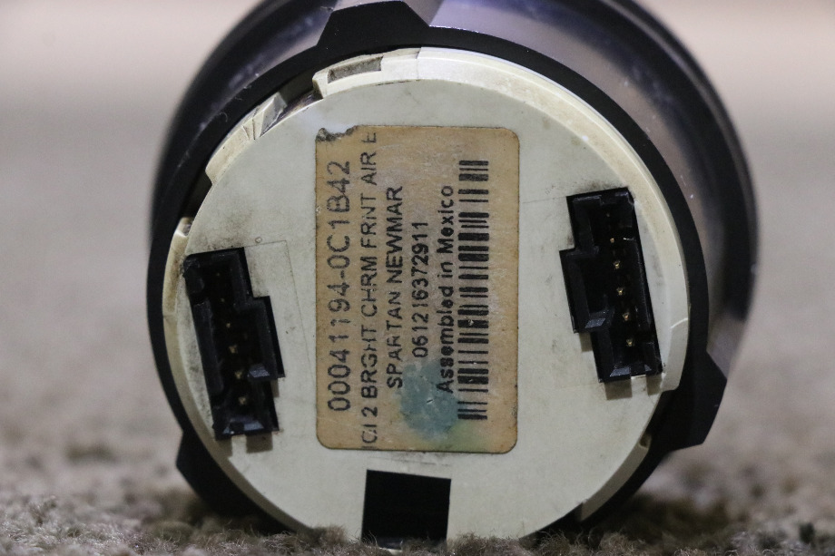 USED MOTORHOME FRONT AIR 00041194-0C1B42 DASH GAUGE FOR SALE RV Components 