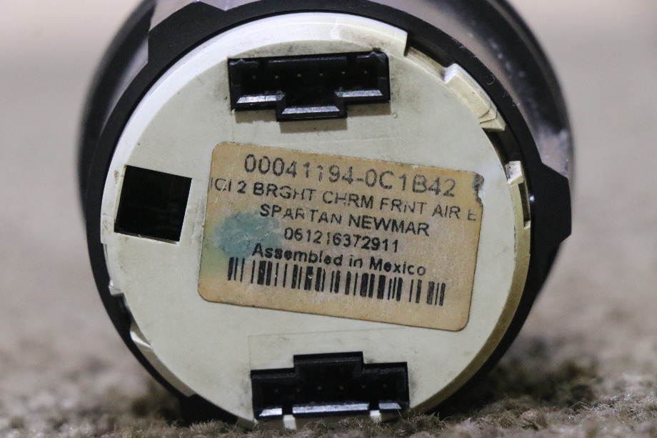 USED MOTORHOME FRONT AIR 00041194-0C1B42 DASH GAUGE FOR SALE RV Components 