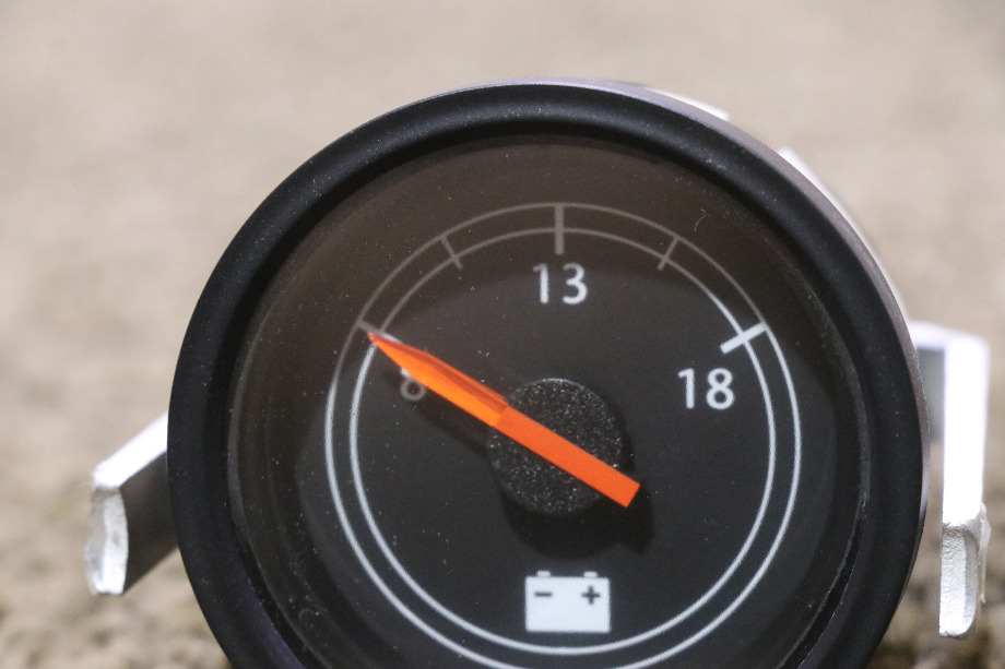 USED MOTORHOME FREIGHTLINER W22-00007-010 VOLT DASH GAUGE FOR SALE RV Components 