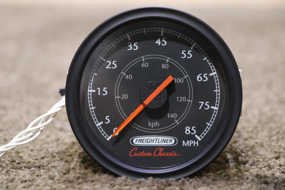 USED RV W22-00020-000 FREIGHTLINER SPEEDOMETER DASH GAUGE FOR SALE RV Components 
