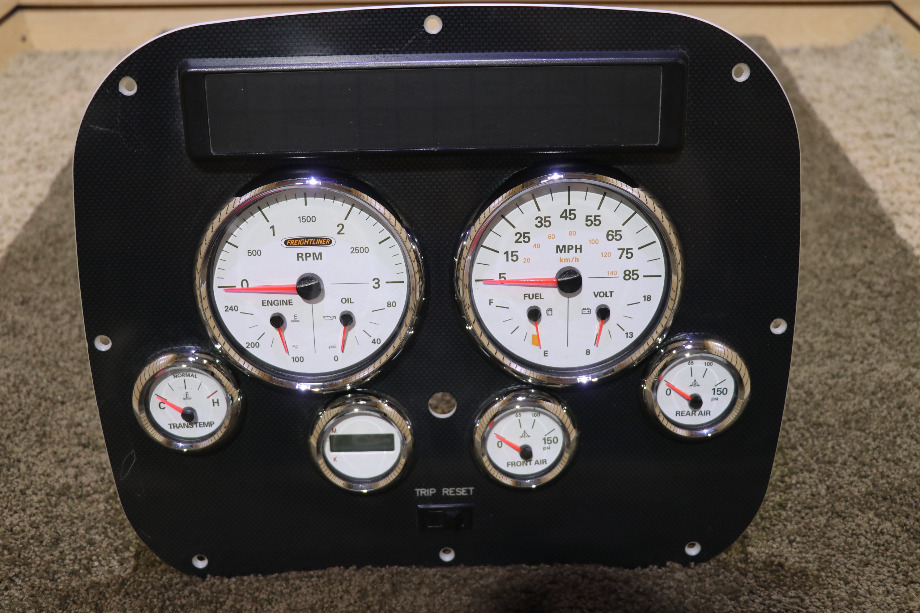 USED RV/MOTORHOME COMPLETE FREIGHTLINER DASH GAUGE CLUSTER FOR SALE RV Components 