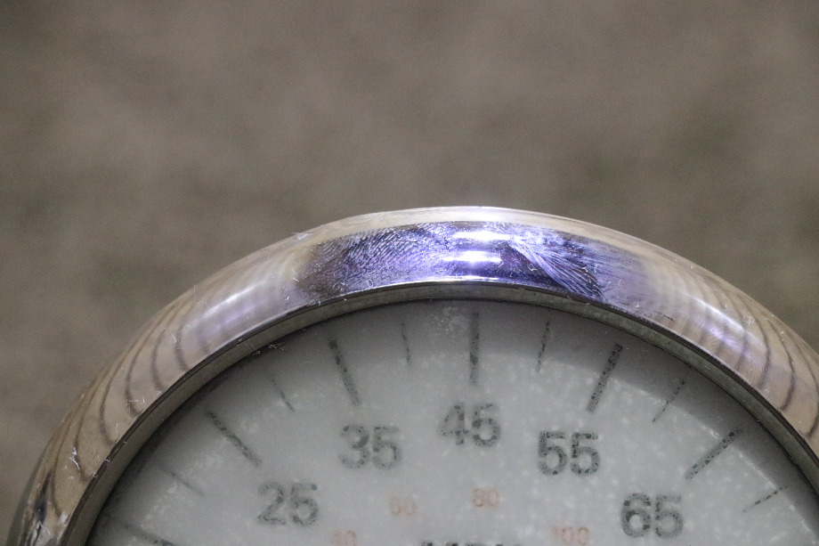 USED MOTORHOME FREIGHTLINER 6913-00070-01 3 IN 1 SPEED / FUEL / VOLT DASH GAUGE FOR SALE RV Components 