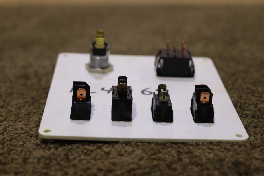 USED WATER HEATER / SLIDEOUT SWITCH & KEY PANEL DM404 RV/MOTORHOME PARTS FOR SALE RV Components 