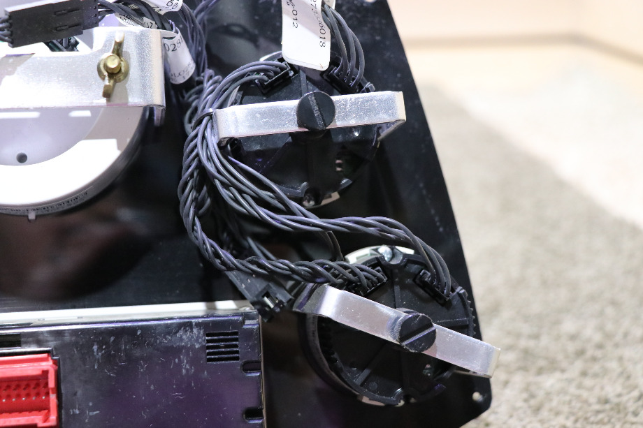 USED RV/MOTORHOME COMPLETE FREIGHTLINER DASH CLUSTER FOR SALE RV Components 