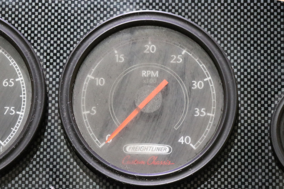 USED RV/MOTORHOME COMPLETE FREIGHTLINER DASH CLUSTER FOR SALE RV Components 