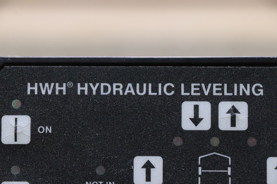 USED RV AP31350 HWH HYDRAULIC LEVELING TOUCH PAD FOR SALE RV Components 