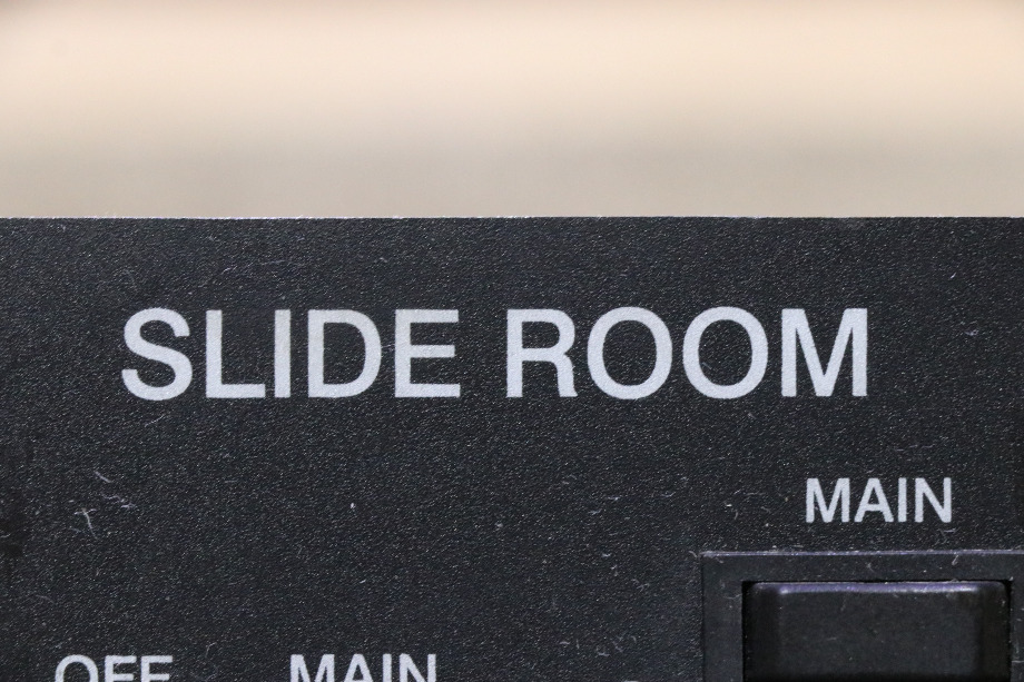 USED RV/MOTORHOME SLIDE ROOM KEY & SWITCH CONTROL PANEL FOR SALE RV Components 