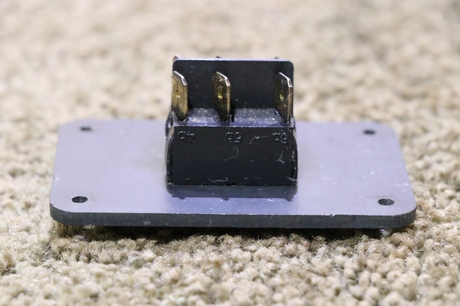 USED RV MONACO ROOM SLIDE IN / OUT SWITCH PANEL FOR SALE RV Components 