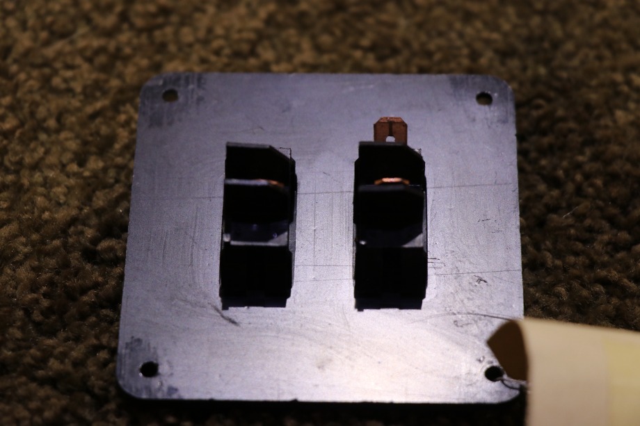 USED RV/MOTORHOME MONACO DOUBLE SWITCH PANEL FOR SALE RV Components 