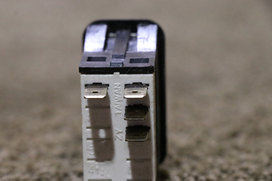 USED MOTORHOME BATTERY DASH SWITCH FOR SALE RV Components 