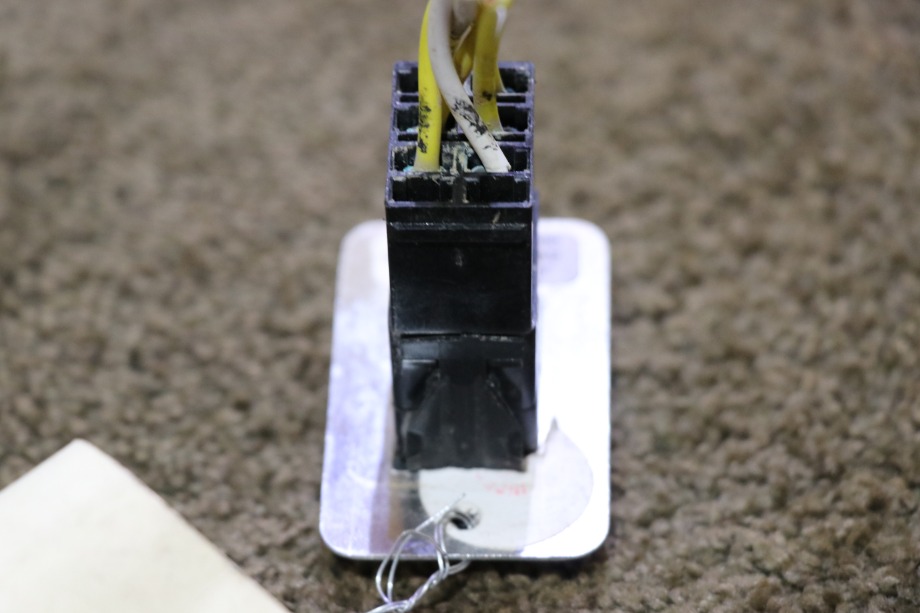 USED ON / OFF AUX BATTERY SWITCH PANEL RV PARTS FOR SALE RV Components 