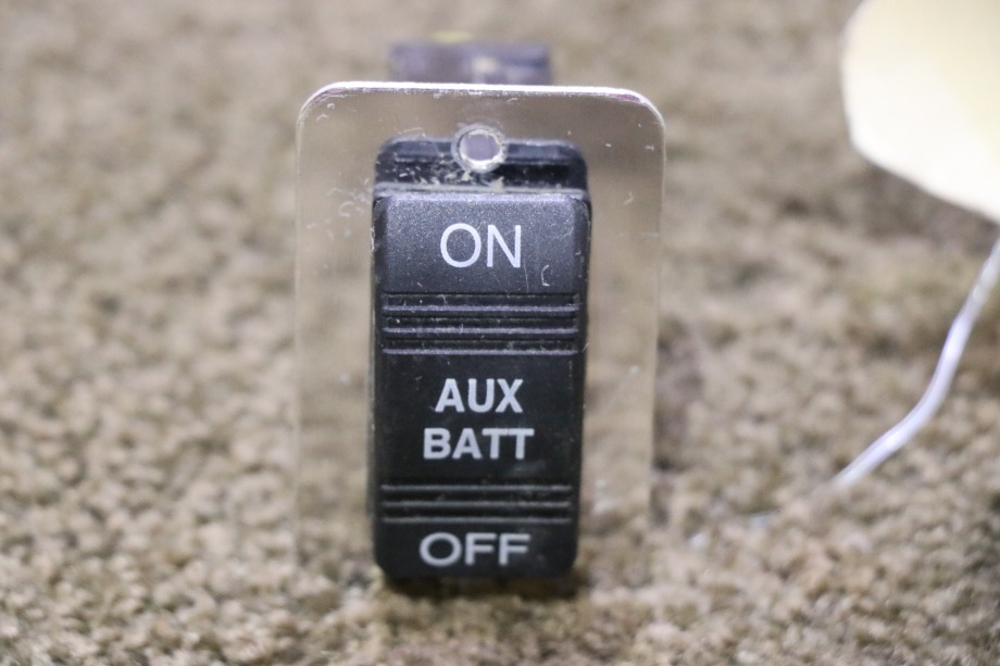 USED ON / OFF AUX BATTERY SWITCH PANEL RV PARTS FOR SALE RV Components 